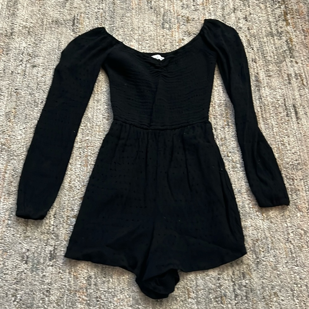 Hollister black long sleeve romper with pockets